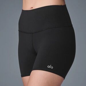 Alo Yoga black biker shorts